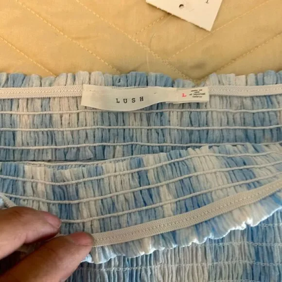 🟢 NWT printed smock crop top - Picture 2 of 3